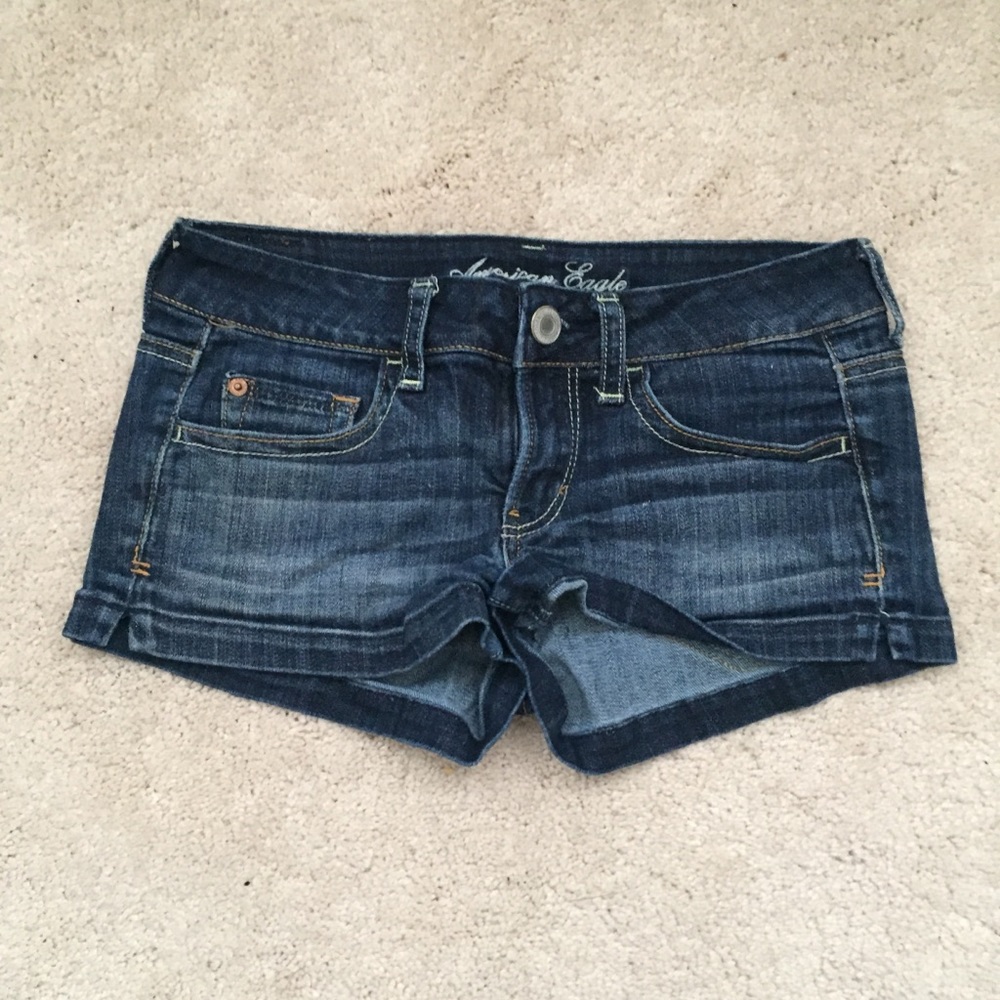 American Eagle denim shorties!